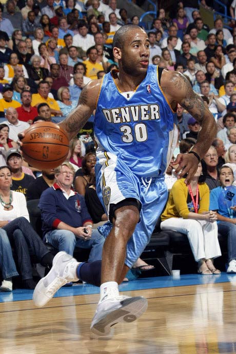 让年轻球员 让年轻球员