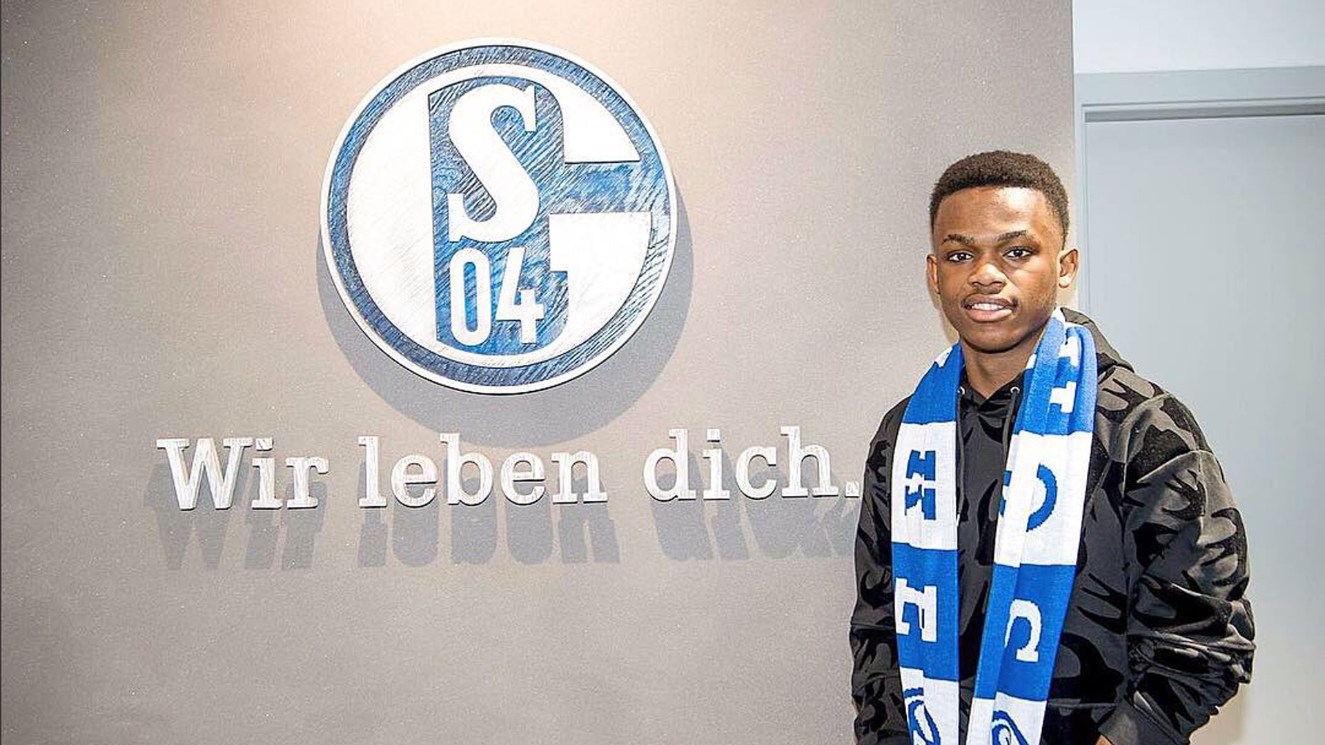 选手具备出 选手具备出